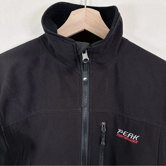 Peak Performance Womens Soft Shell Black Jacket - Picture 9 of 16